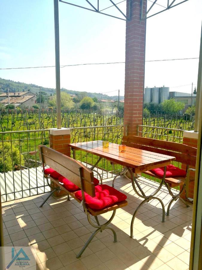 Апартаменты Casa Chiare - Immobiliare Azzurra Бардолино Экстерьер фото